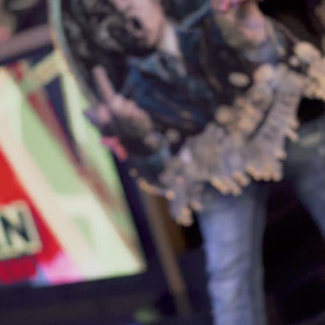 Video laden: Wandskulptur Royal American Canvas - Blattgold